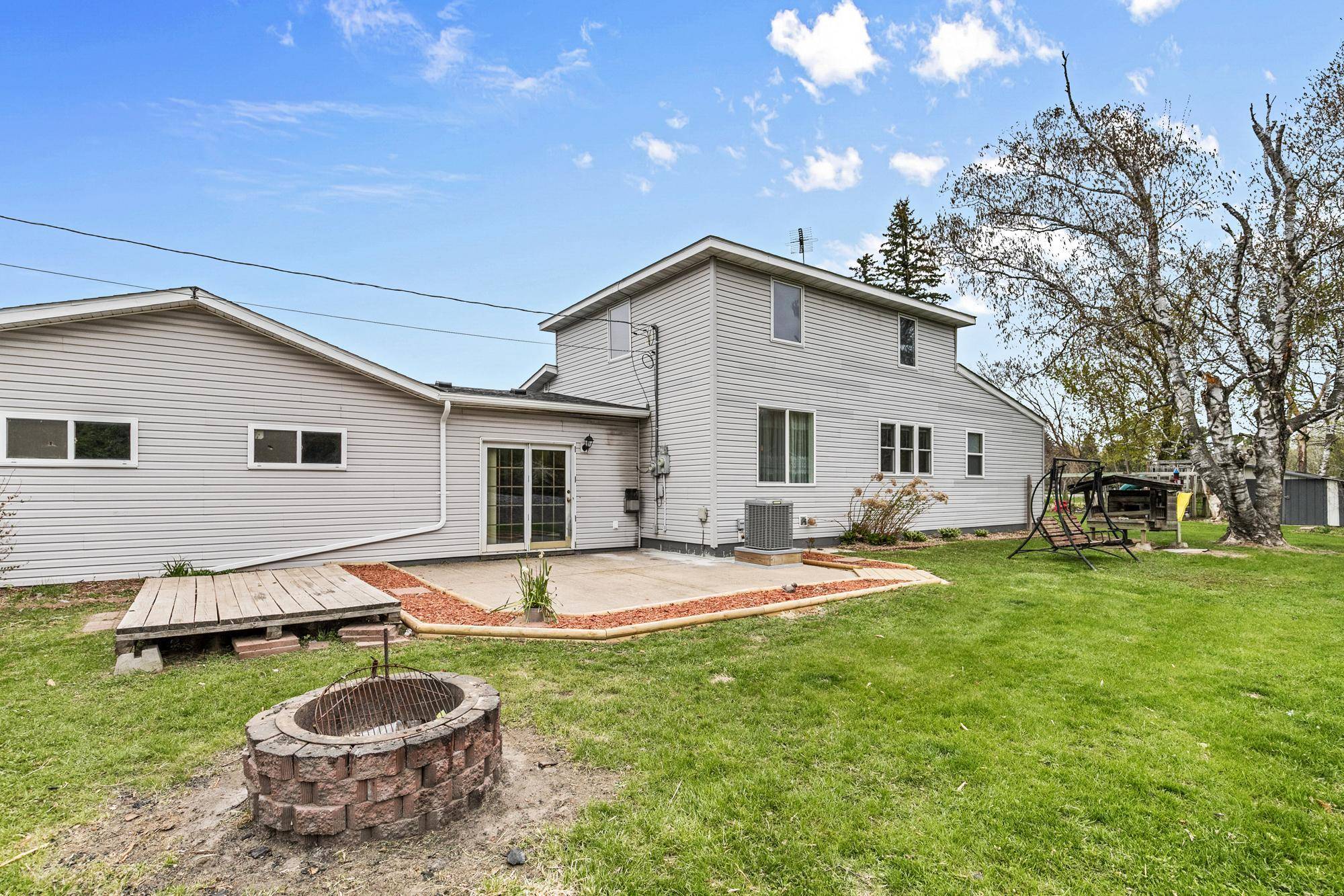 305 Main AVE N, Braham, MN 55006