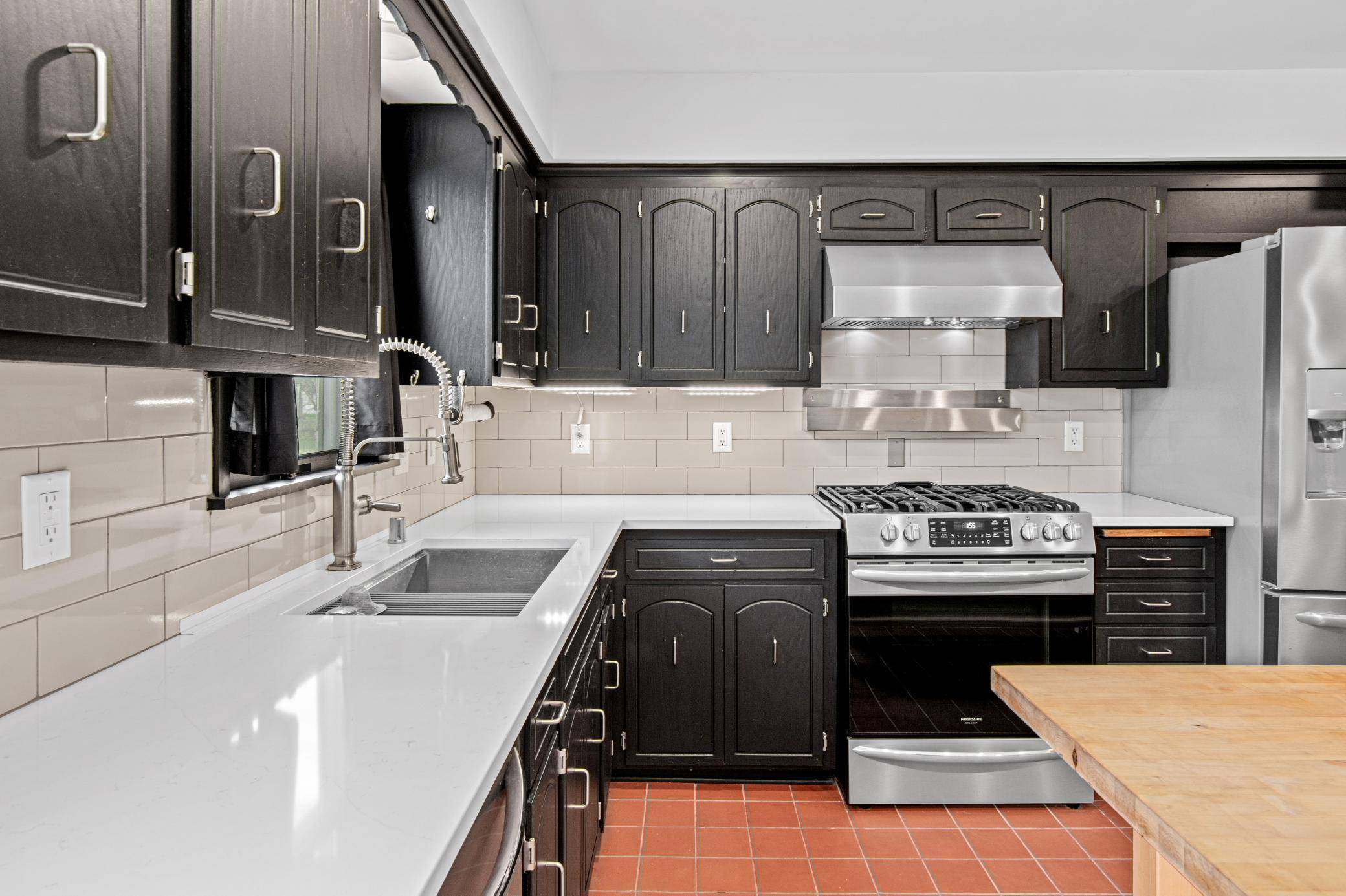 4936 Abbott AVE N, Brooklyn Center, MN 55429