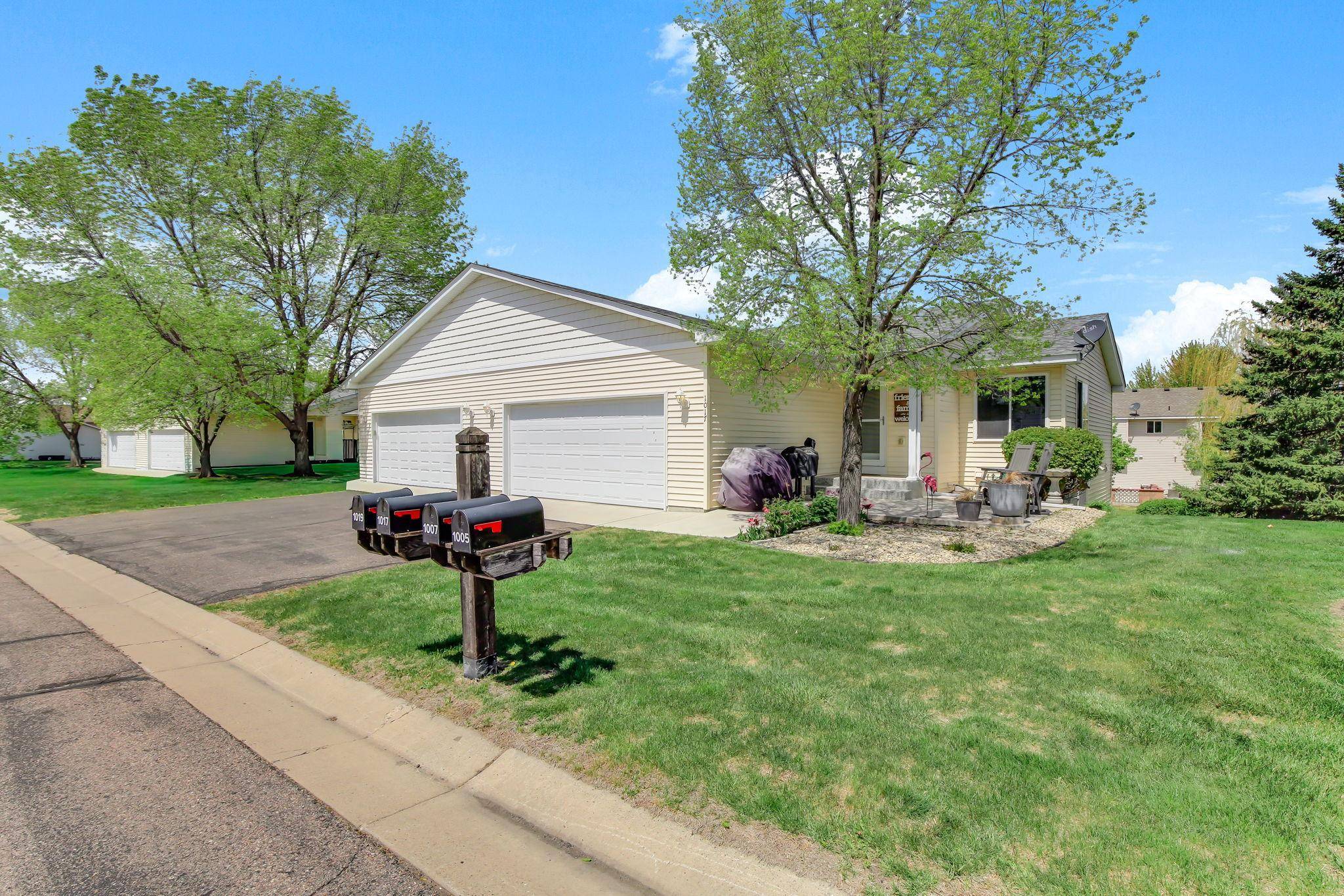 1017 Ivy Ridge TER, Buffalo, MN 55313