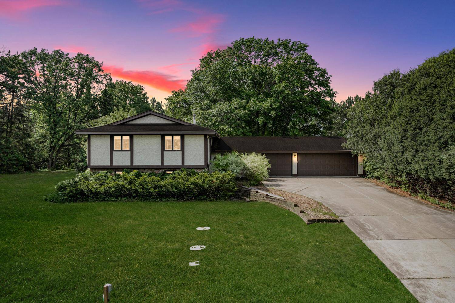 8600 176th AVE NW, Anoka, MN 55303