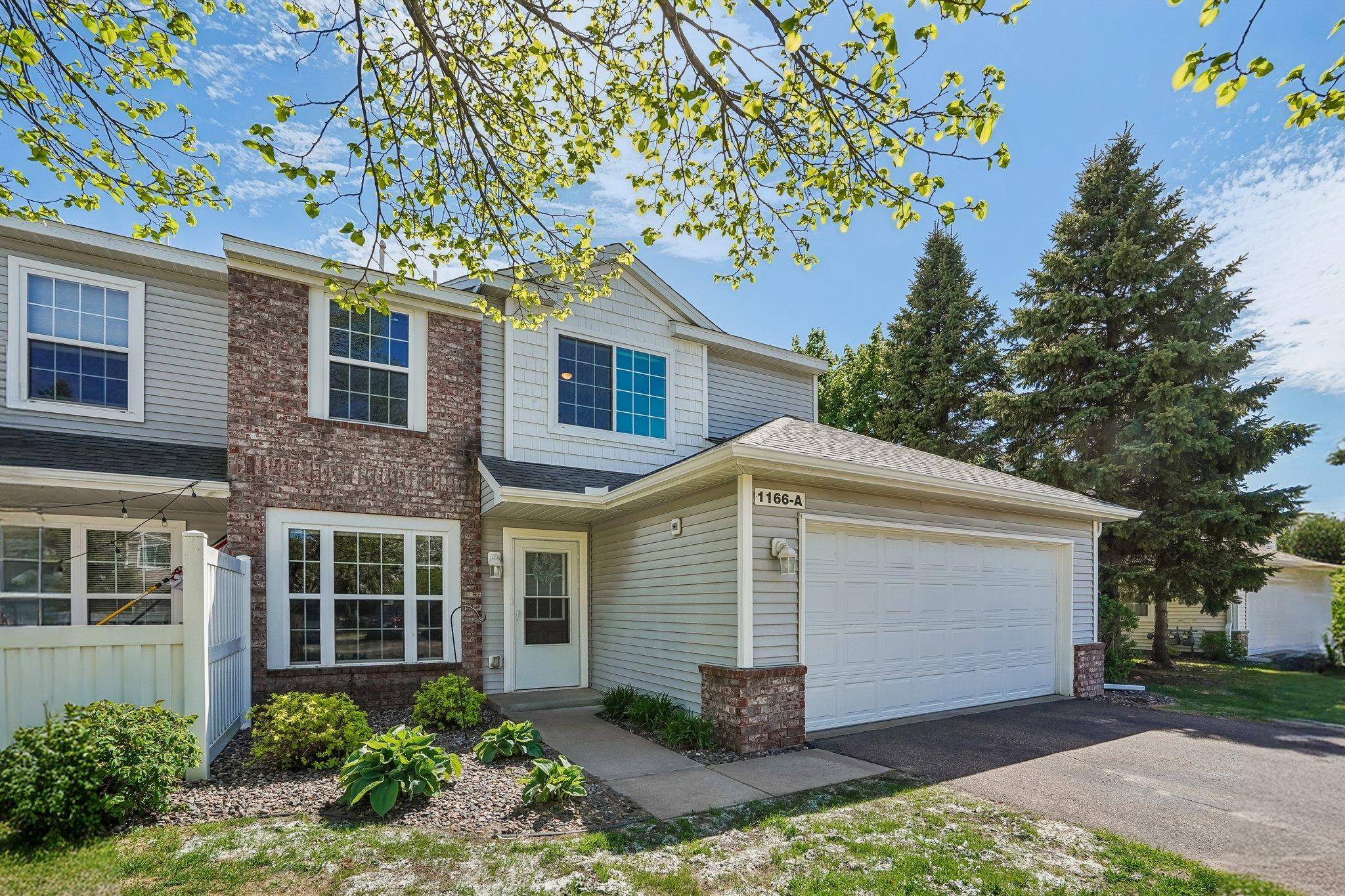1166 100th DR NE #A, Blaine, MN 55434