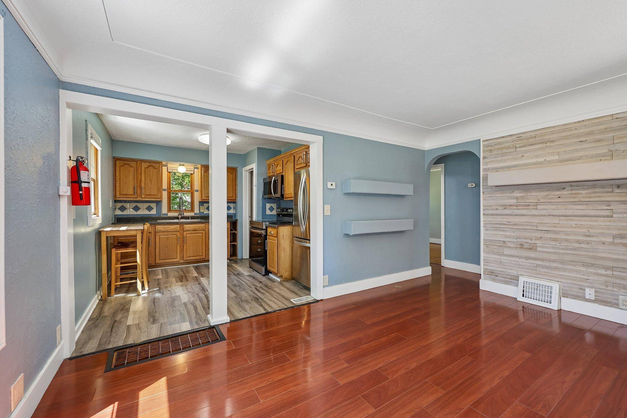 5327 Colfax AVE N, Brooklyn Center, MN 55430