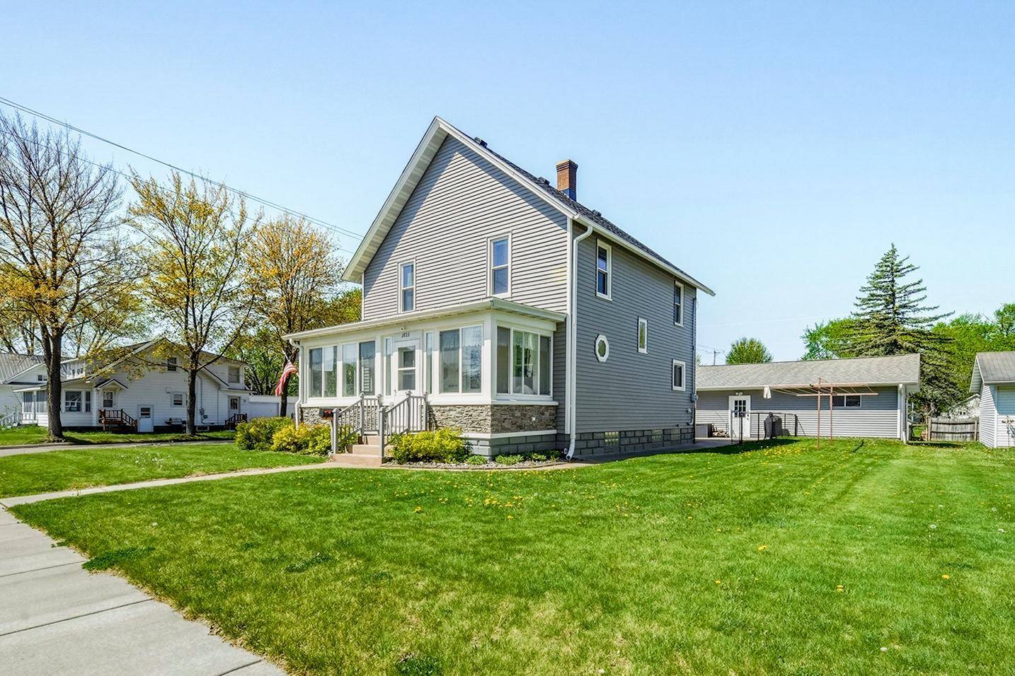 1833 Kranzfelder ST, Bloomer, WI 54724