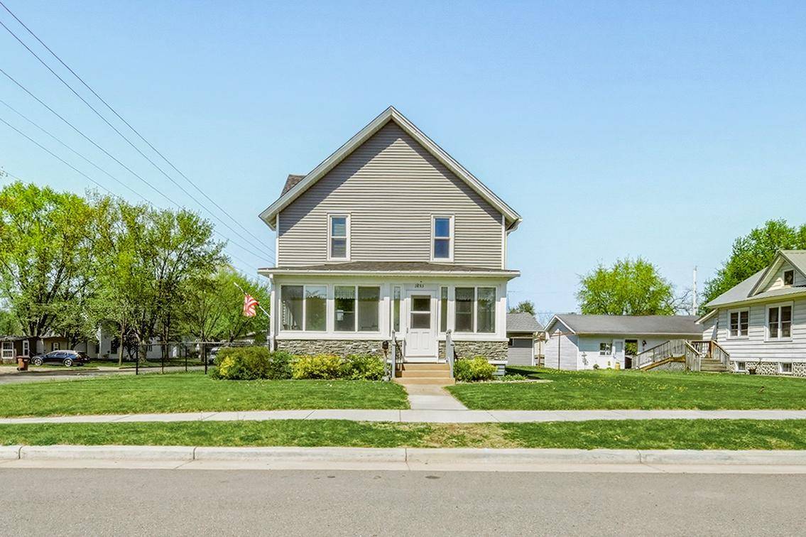 1833 Kranzfelder ST, Bloomer, WI 54724