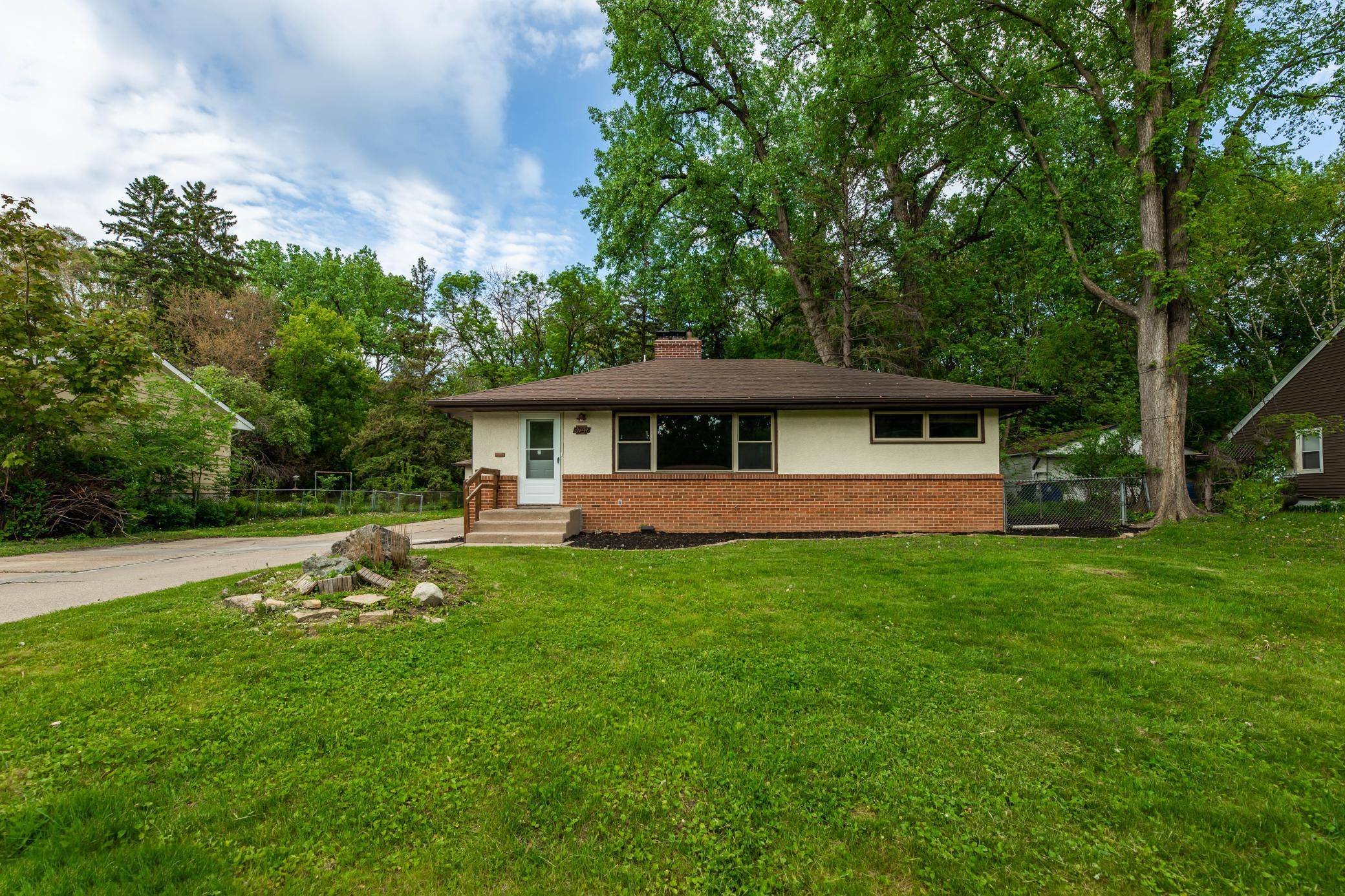 3947 Hayes ST NE, Columbia Heights, MN 55421
