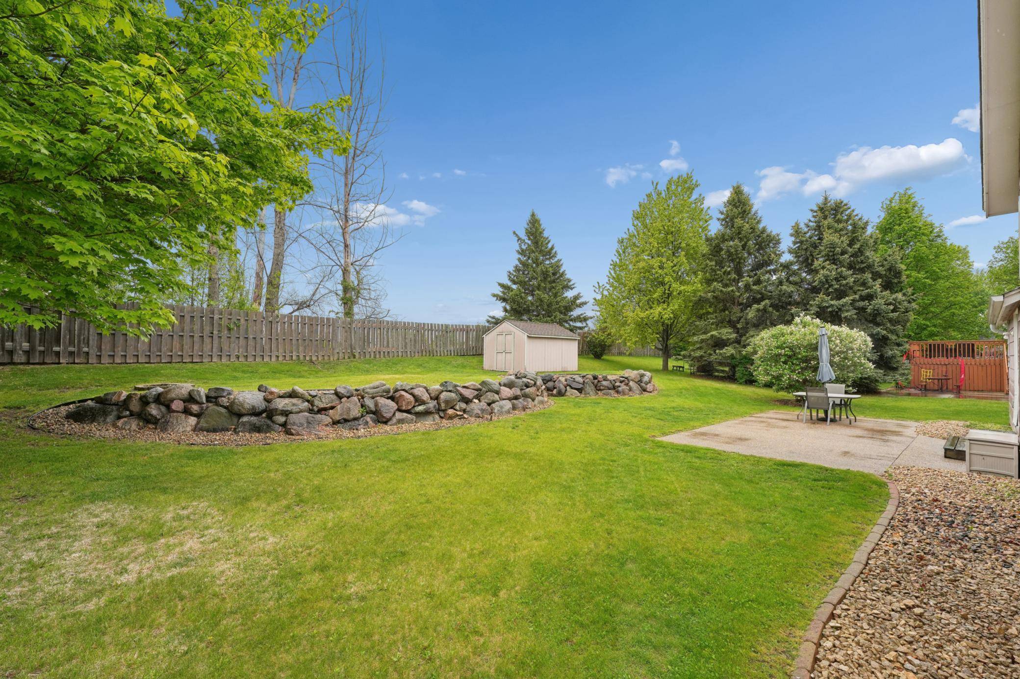 6096 Kalland CIR NE, Albertville, MN 55301