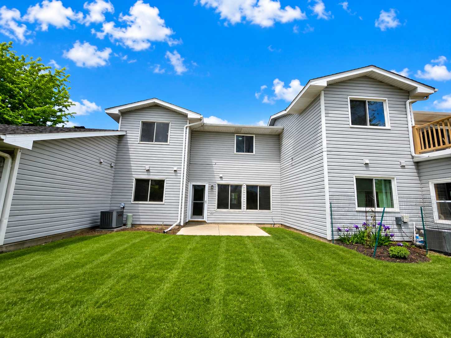 1442 Cleveland ST, Anoka, MN 55303