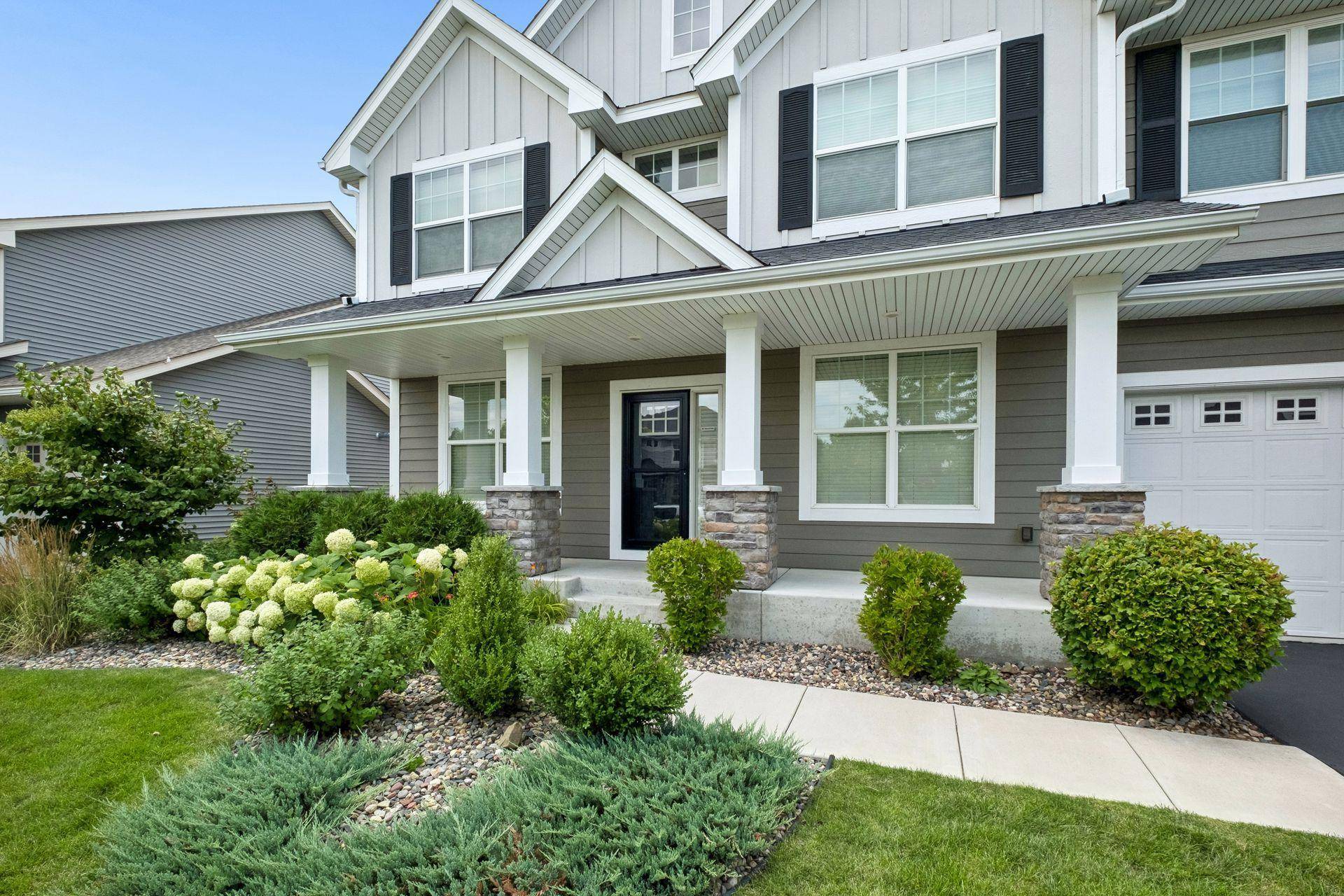 6653 Alverno LN, Inver Grove Heights, MN 55077