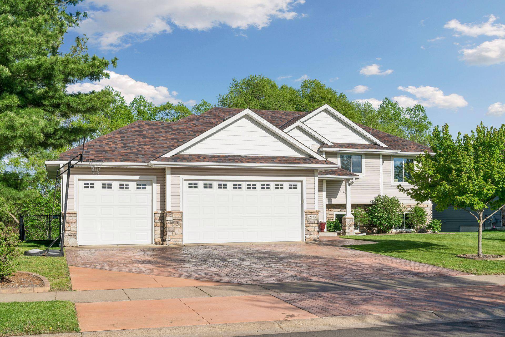 22833 Zion Pkwy NW, Bethel, MN 55005