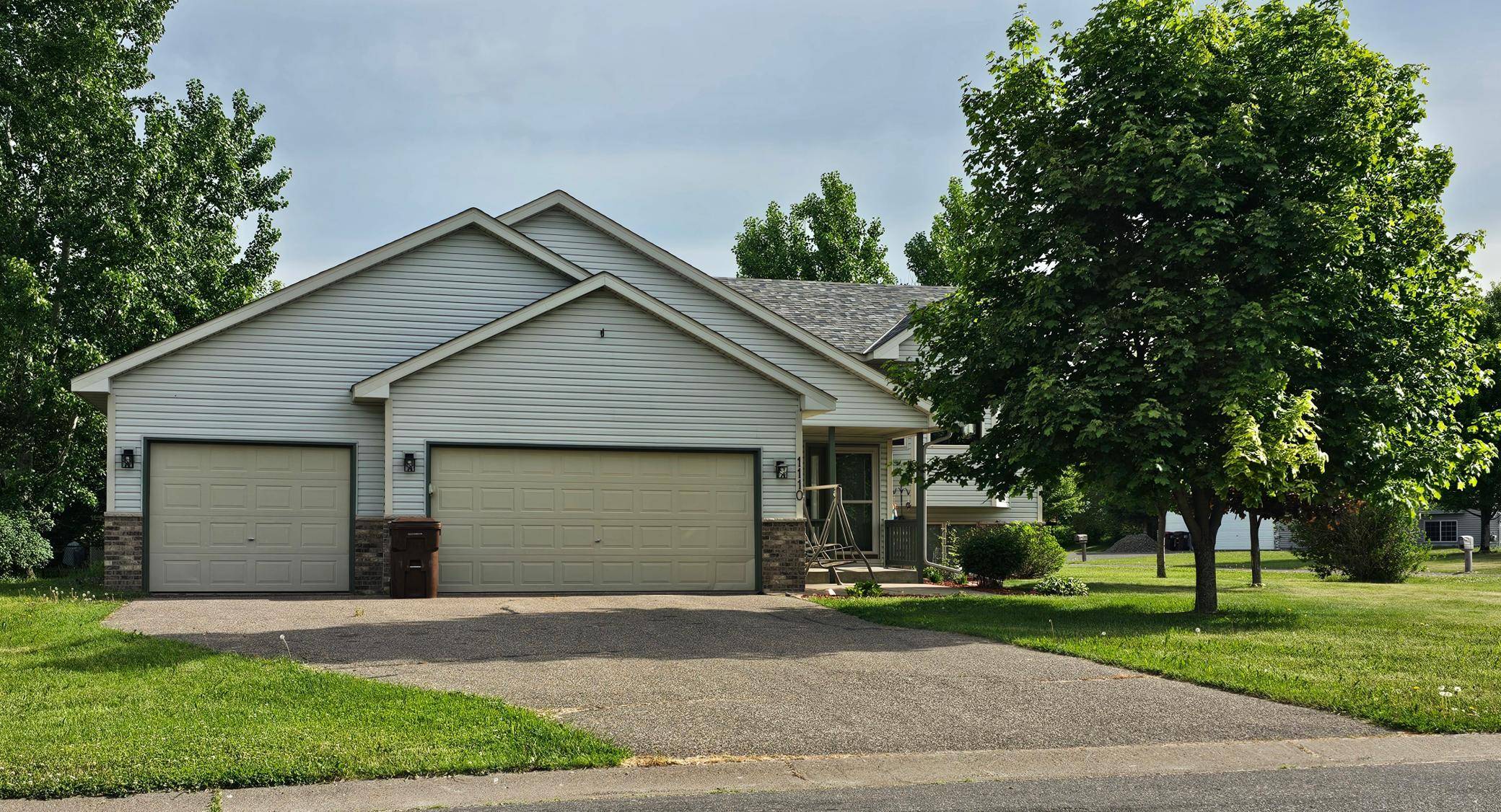 1110 Hilltop ST, Braham, MN 55006