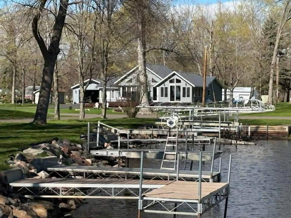 16582 329th AVE, Isle, MN 56342
