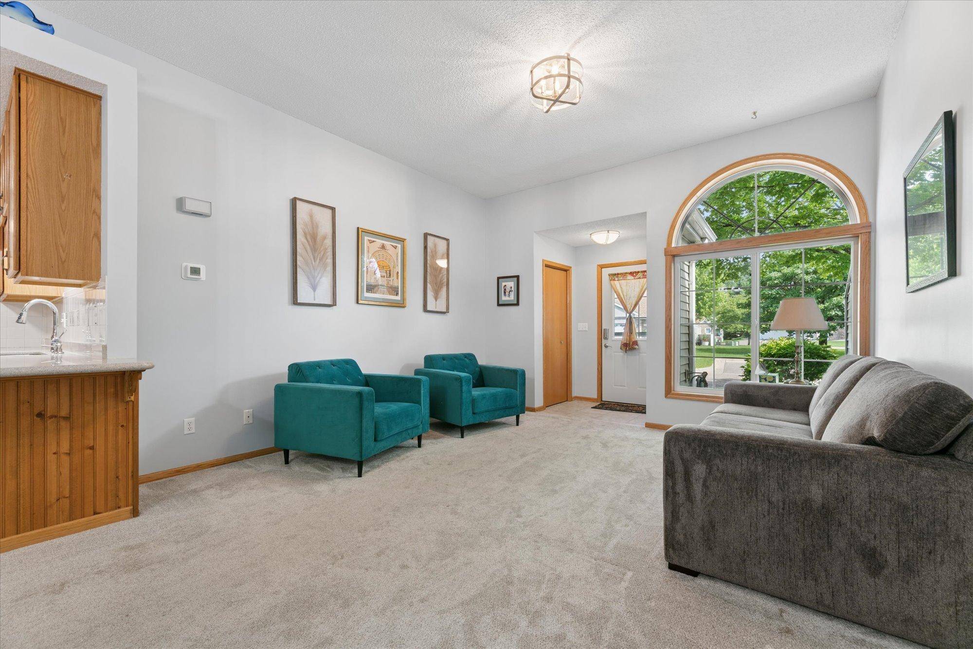 10705 Quince ST NW, Coon Rapids, MN 55433