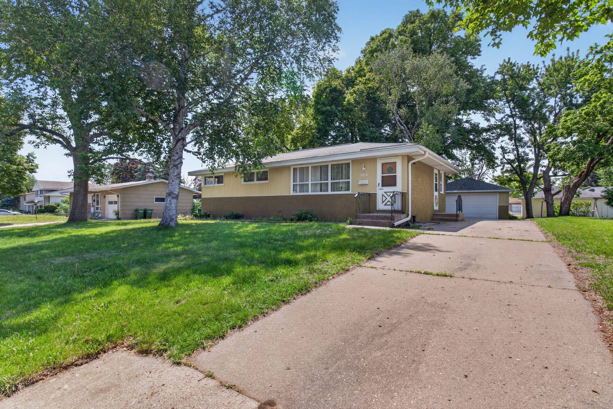 2819 Nash RD, Brooklyn Center, MN 55430