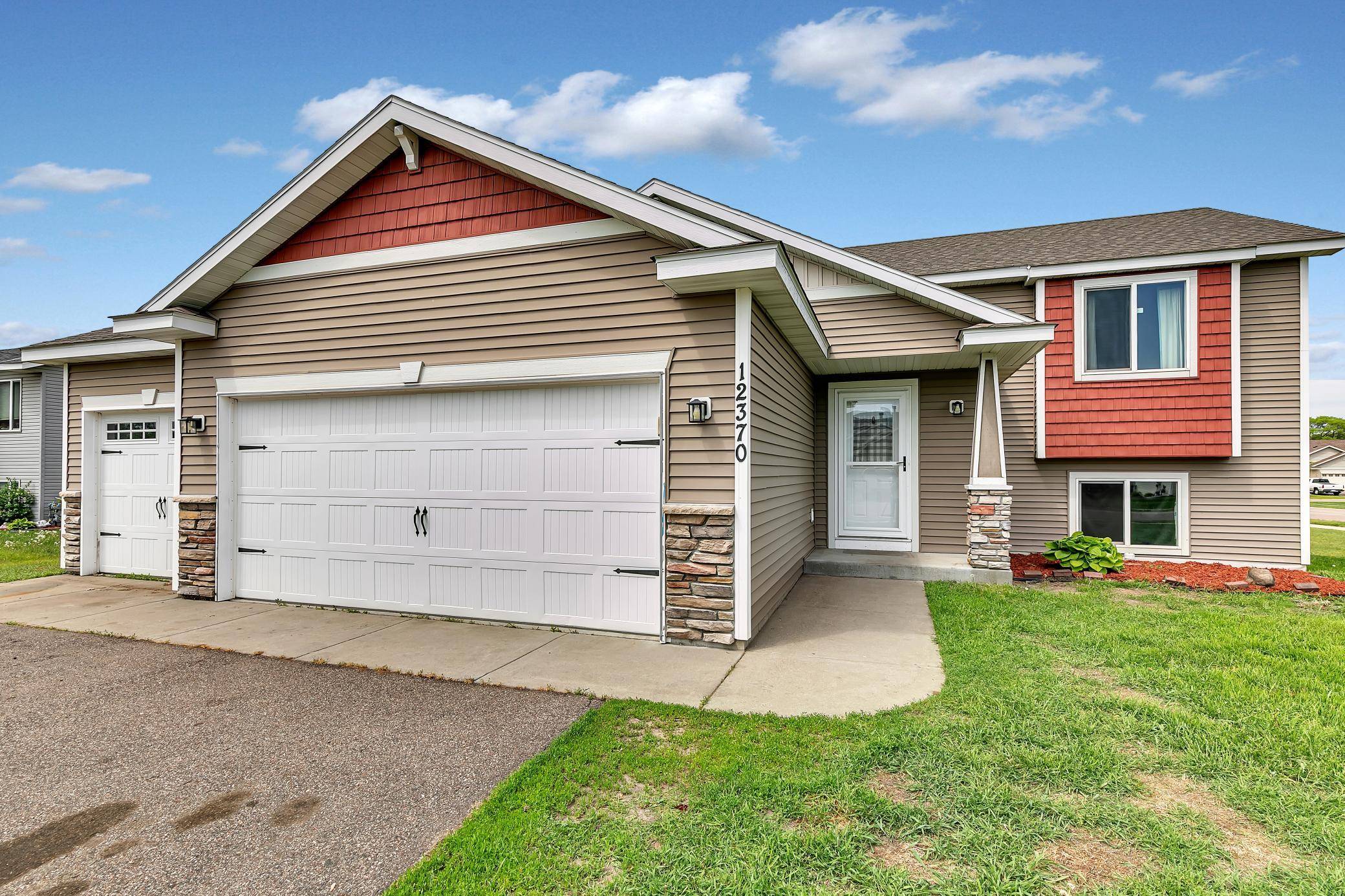 12370 44th AVE SE, Becker, MN 55308