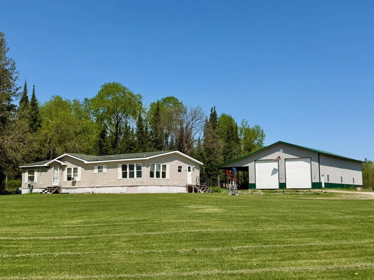 8912 Carpenter Road, Angora, MN 55703