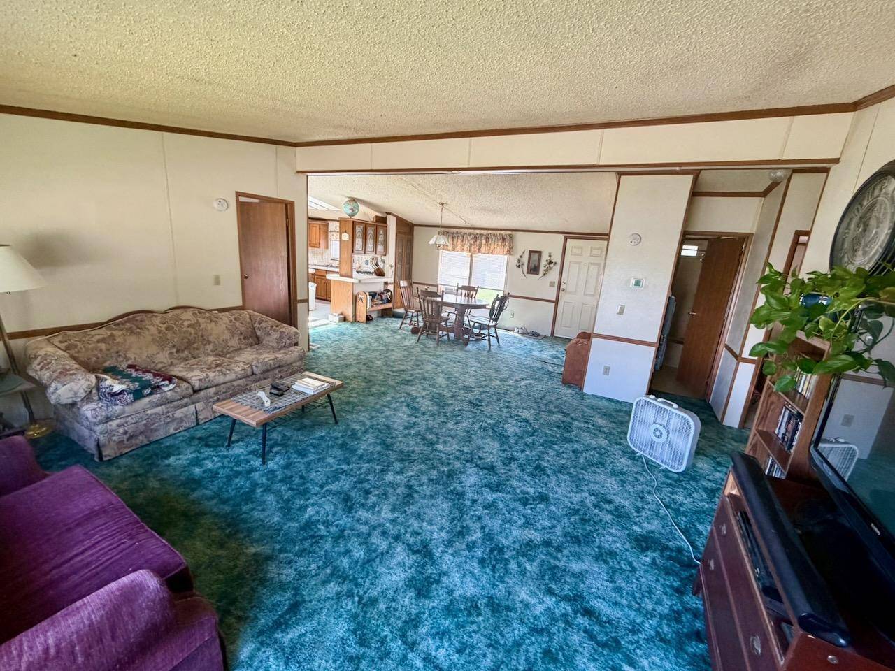 8912 Carpenter Road, Angora, MN 55703