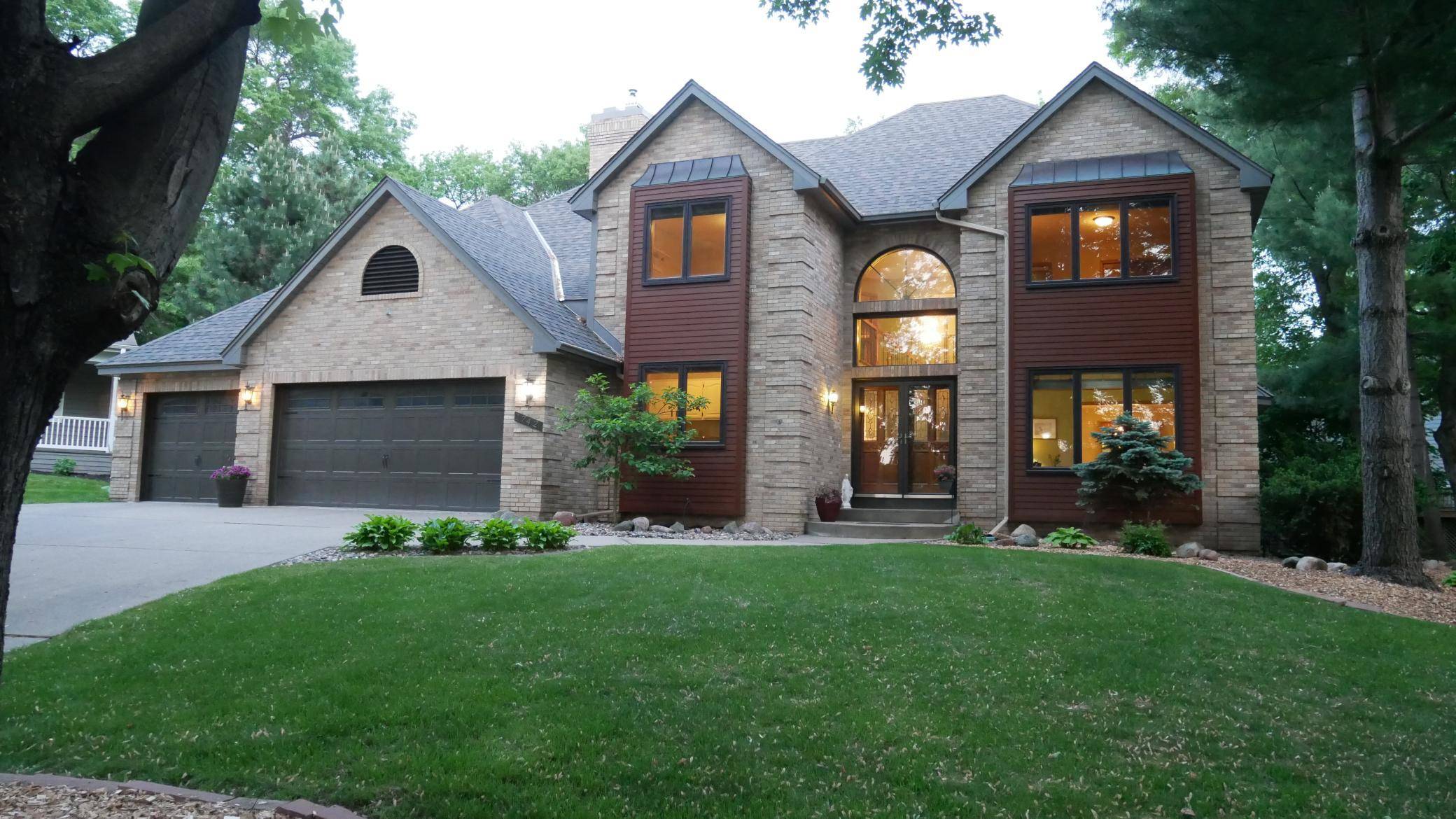 1742 122nd LN NW, Coon Rapids, MN 55448