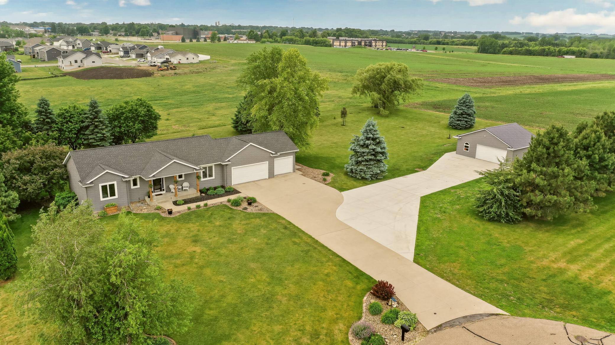 24705 619th ST, Mantorville, MN 55955