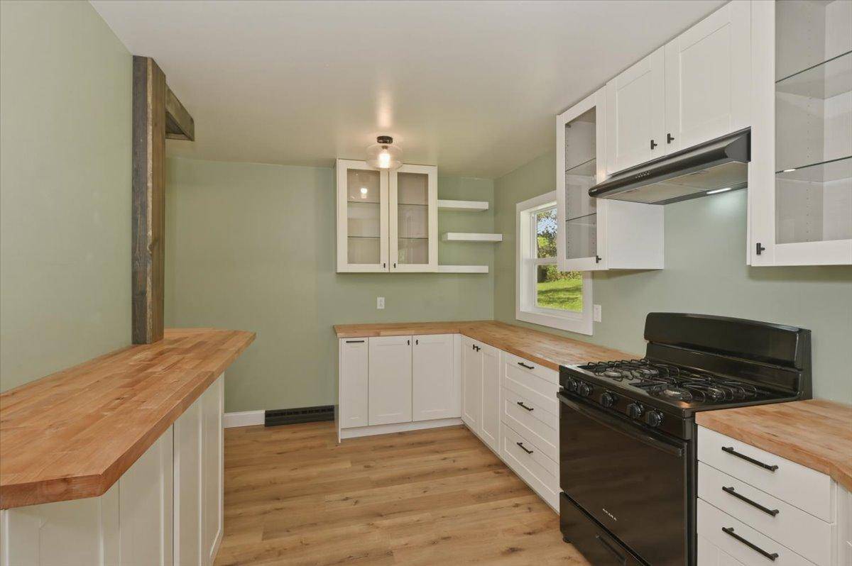 2253 Hay Lake RD, Carlton, MN 55718
