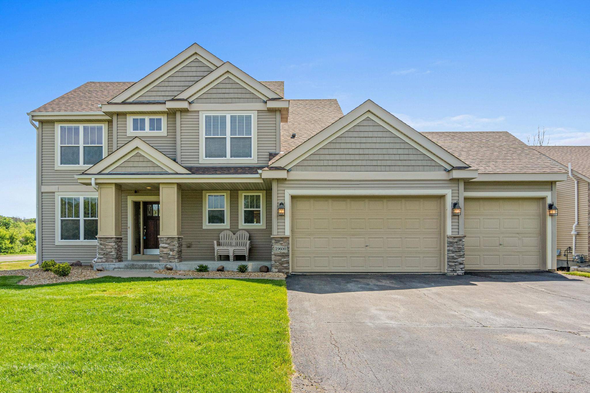 19600 Embers AVE, Farmington, MN 55024