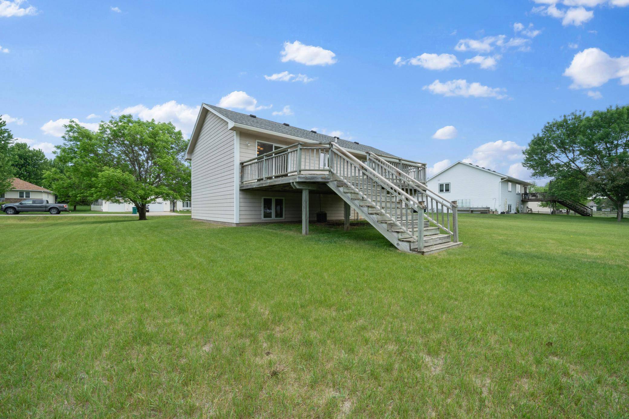 1100 Lochmist LN NW, Alexandria, MN 56308