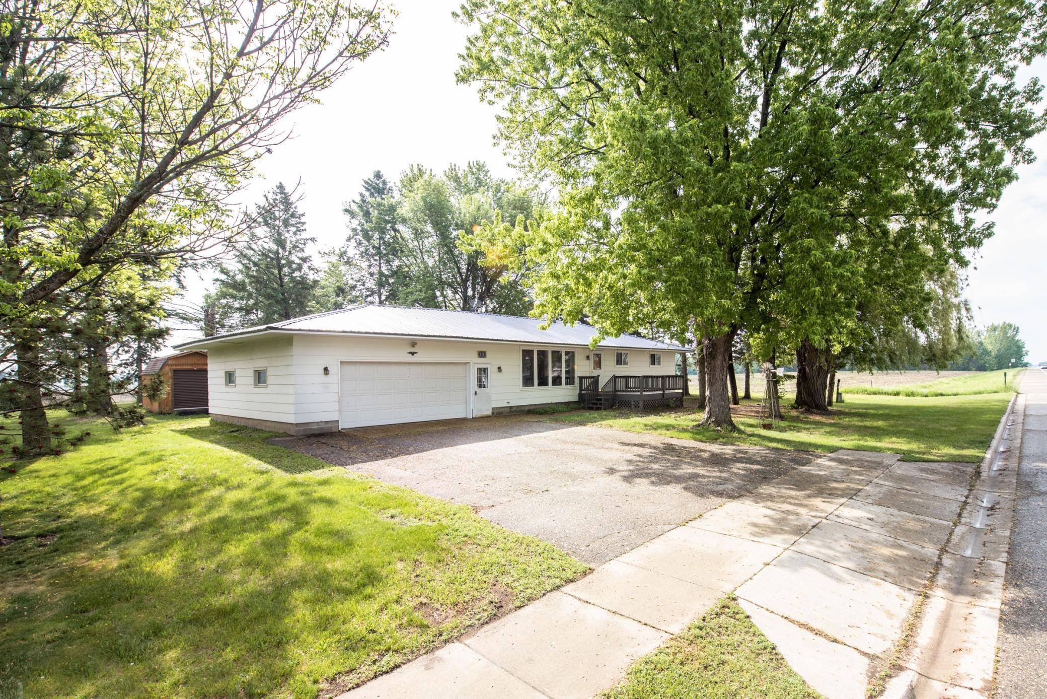 510 Douglas AVE, Carlos, MN 56319
