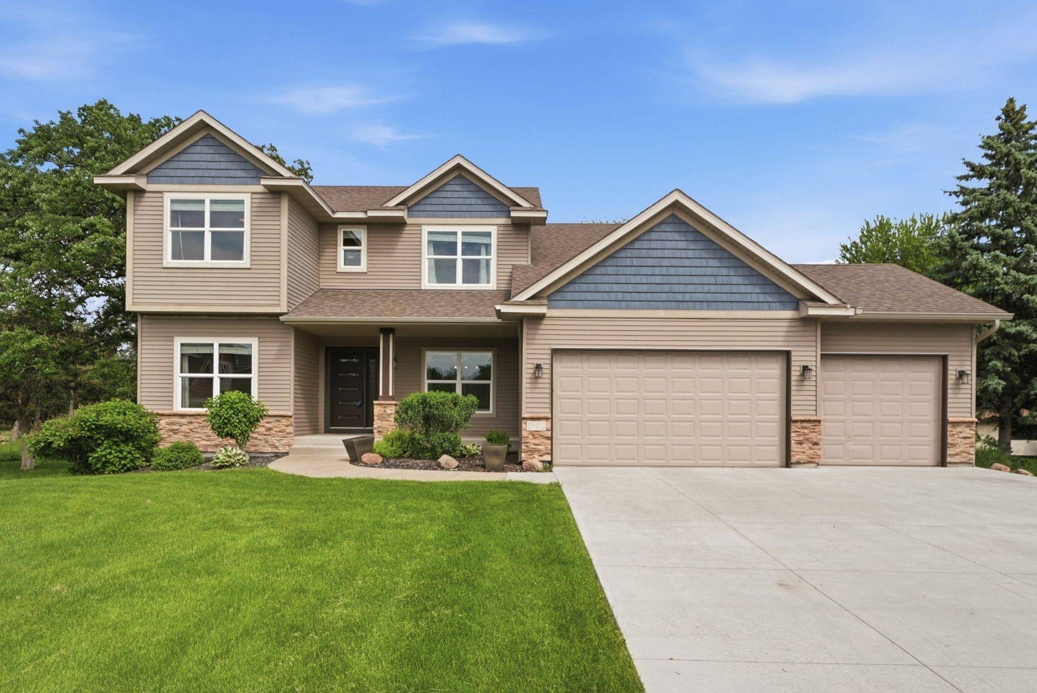 11950 Castle Rock CT N, Champlin, MN 55316