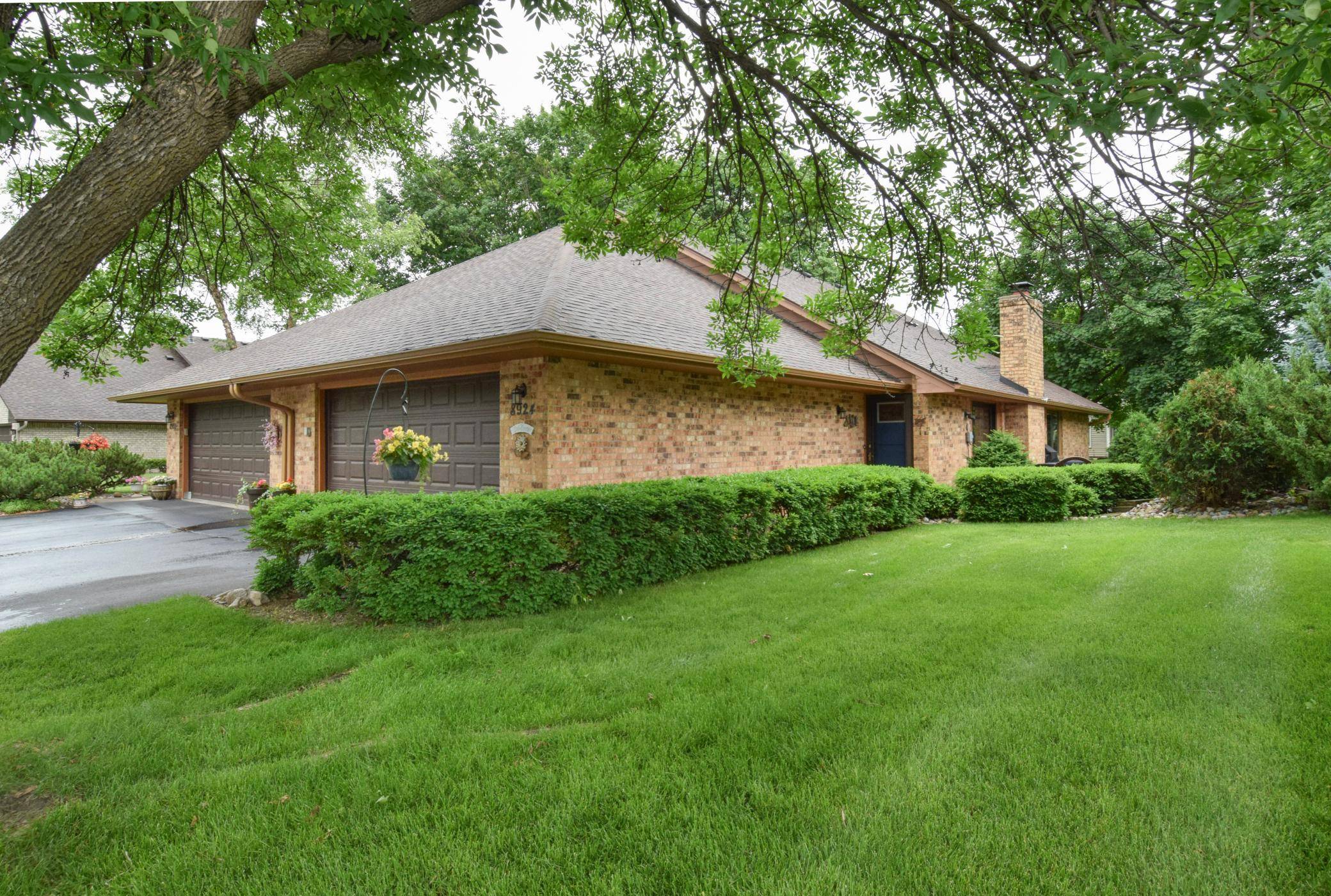 8924 Montegue TER, Brooklyn Park, MN 55443