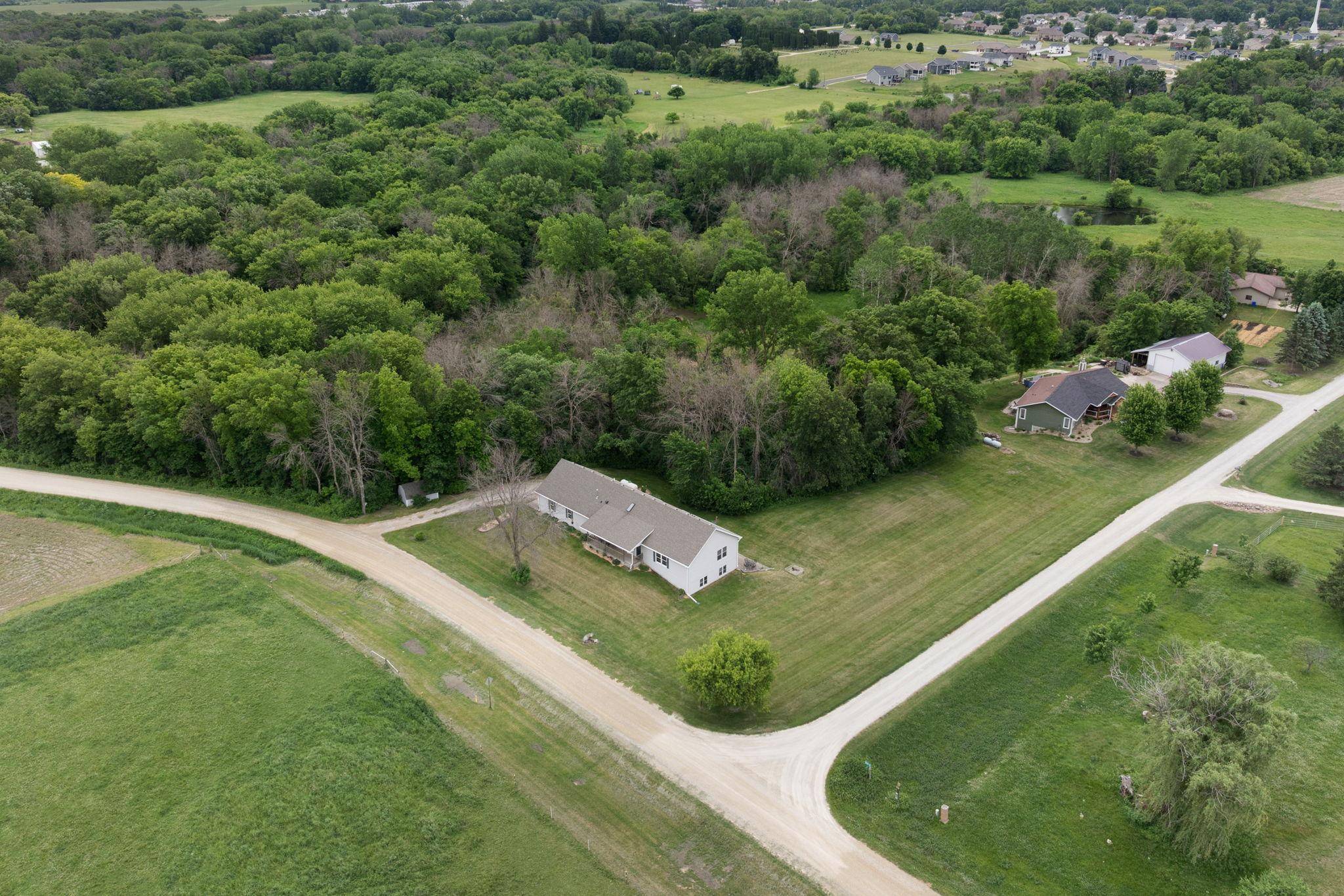 18486 625th ST, Dodge Center, MN 55927