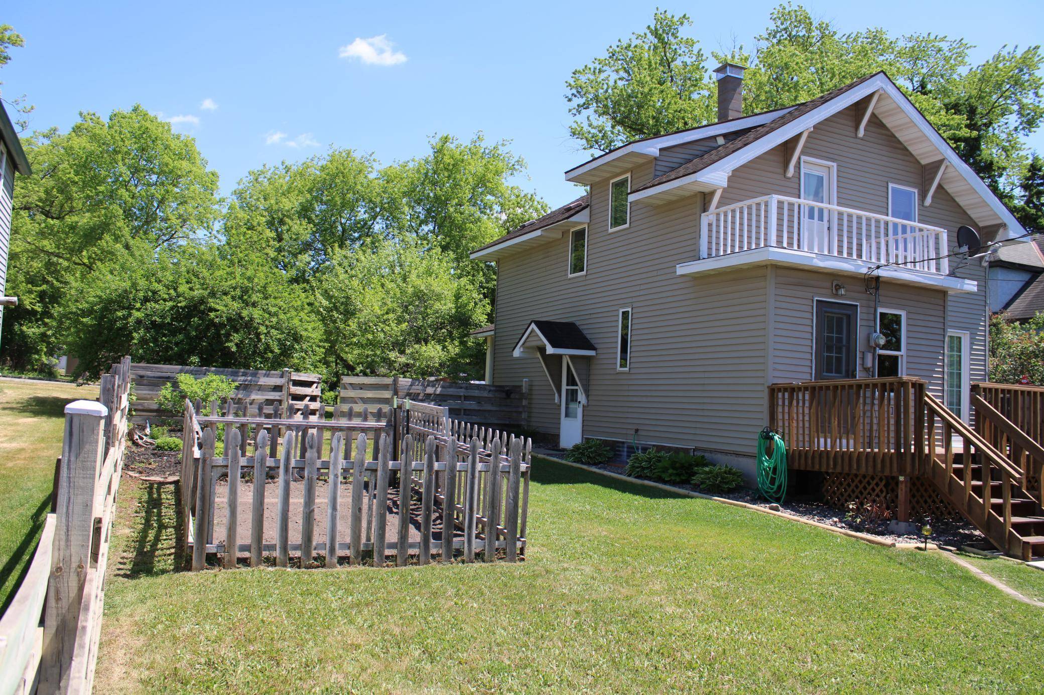 214 3rd AVE, Bovey, MN 55709
