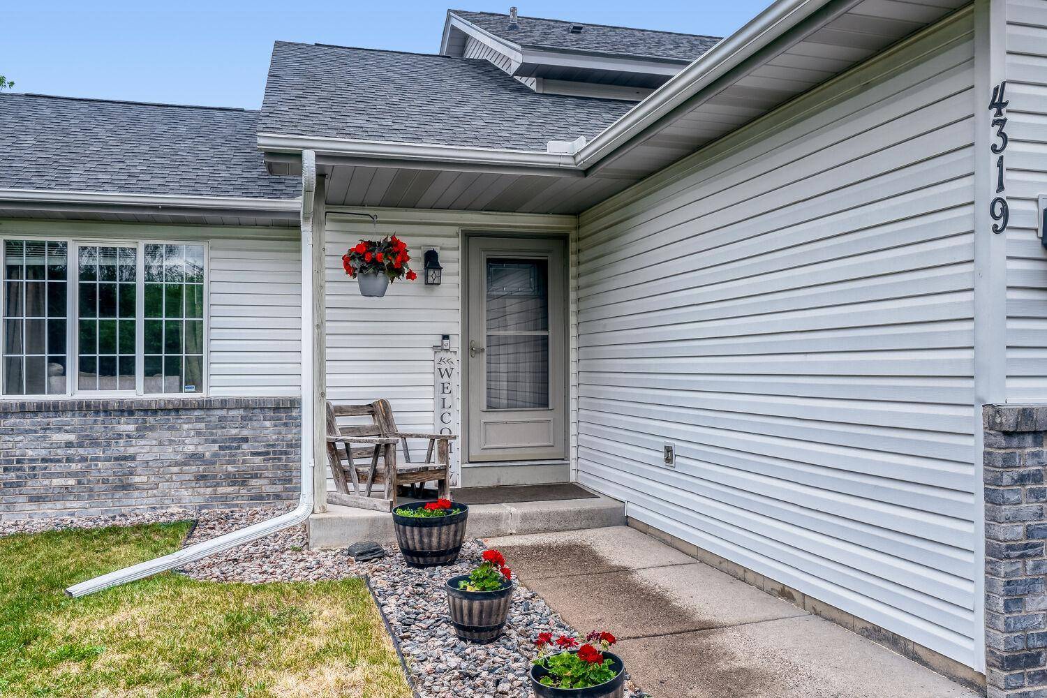 4319 230th AVE NW, Saint Francis, MN 55070