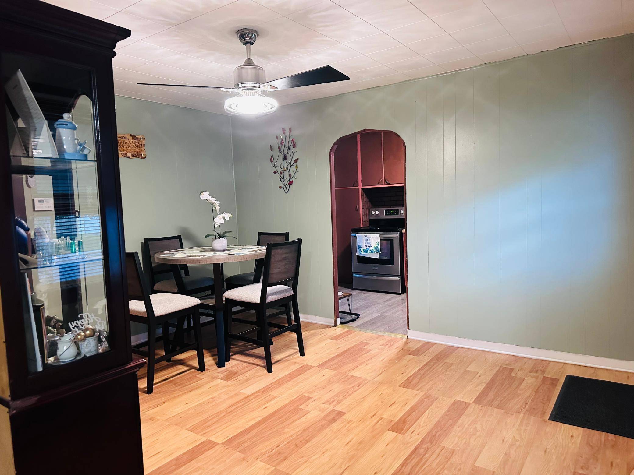 106 NE Oak ST, Brownsdale, MN 55918