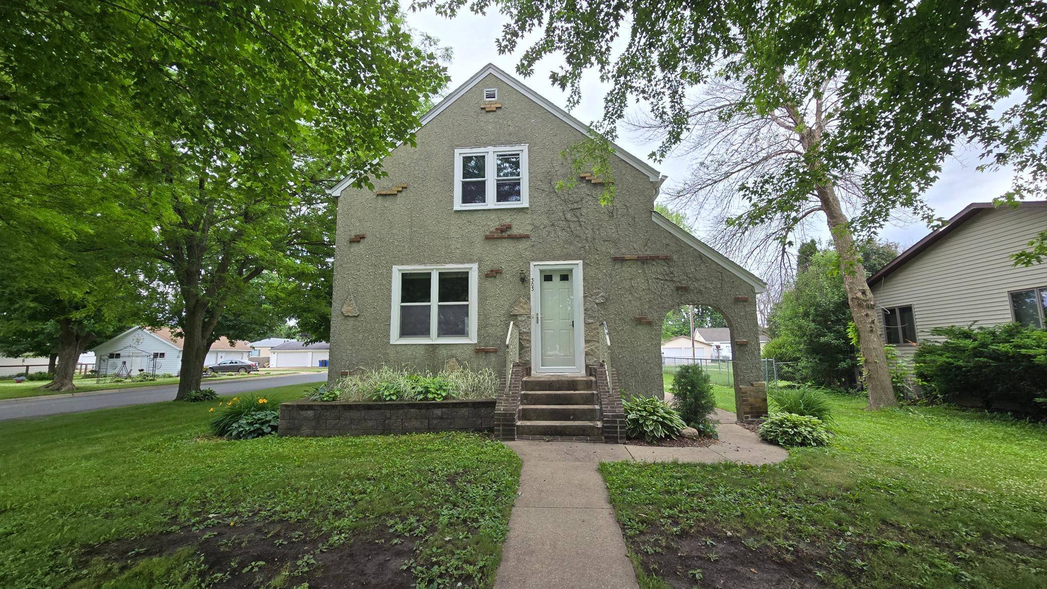 303 W Main ST, Blooming Prairie, MN 55917