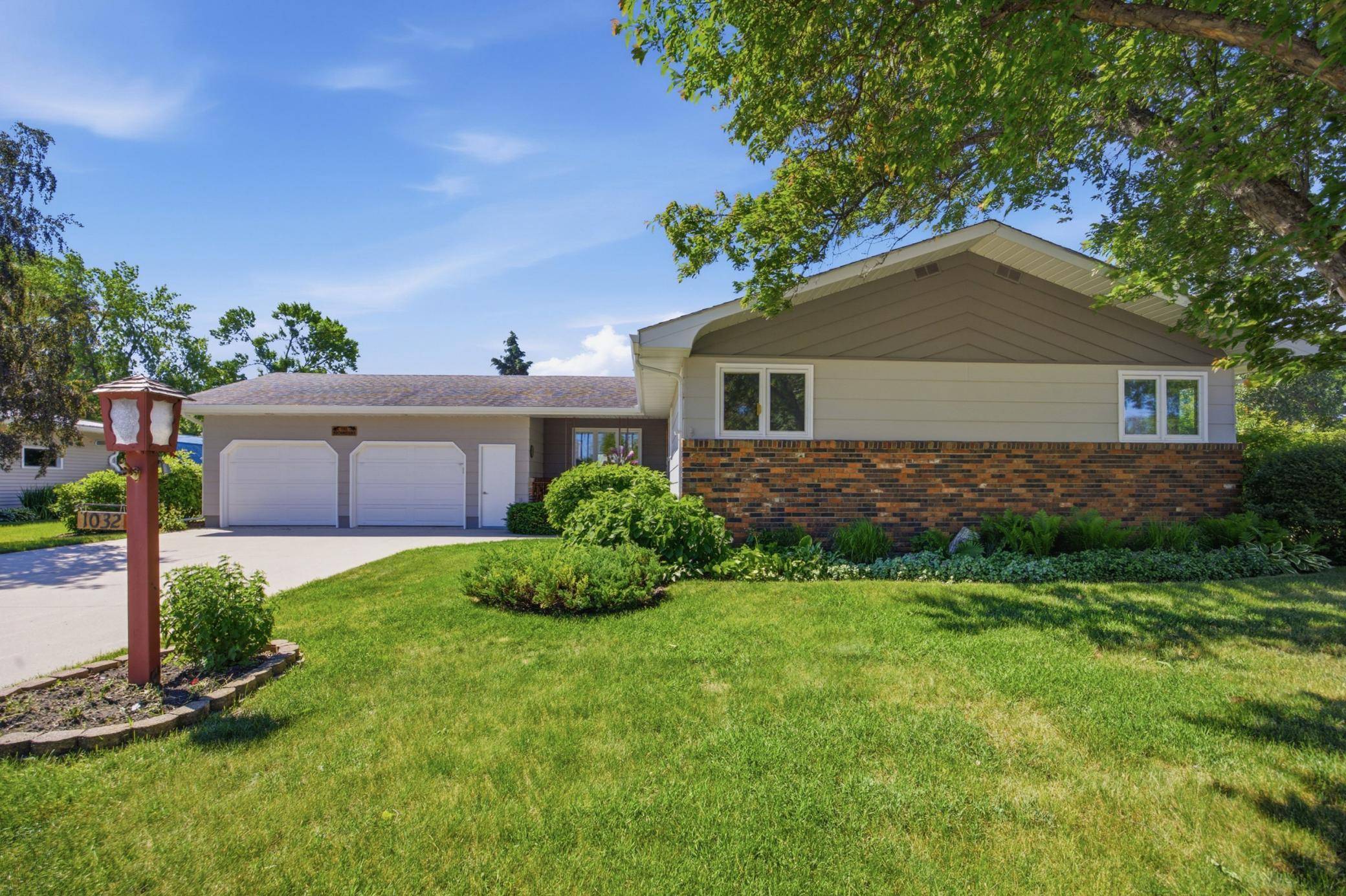 1032 2nd ST N, Casselton, ND 58012