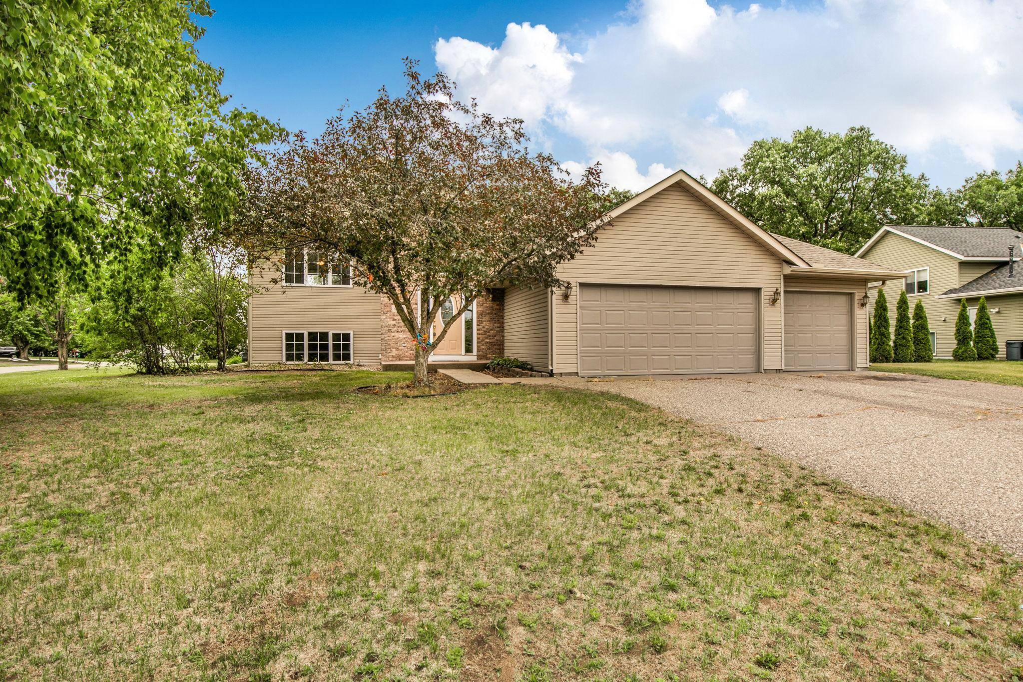 4702 Blanding CT, Big Lake, MN 55309
