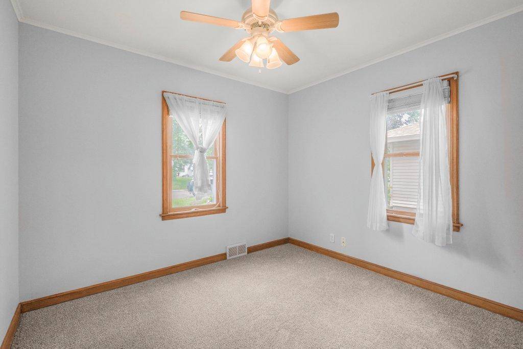 5350 Colfax AVE N, Brooklyn Center, MN 55430