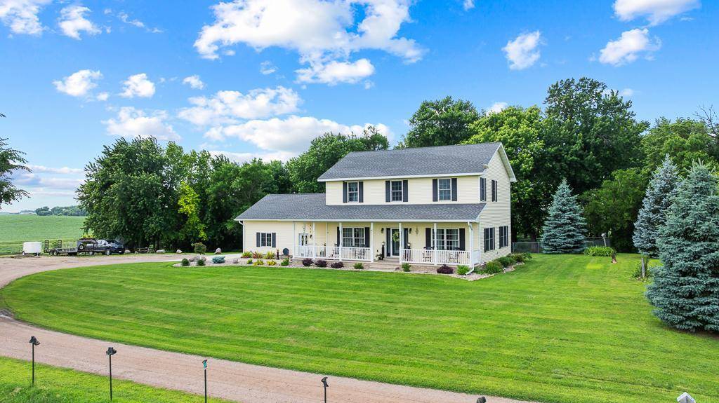24306 350th ST, Belview, MN 56214