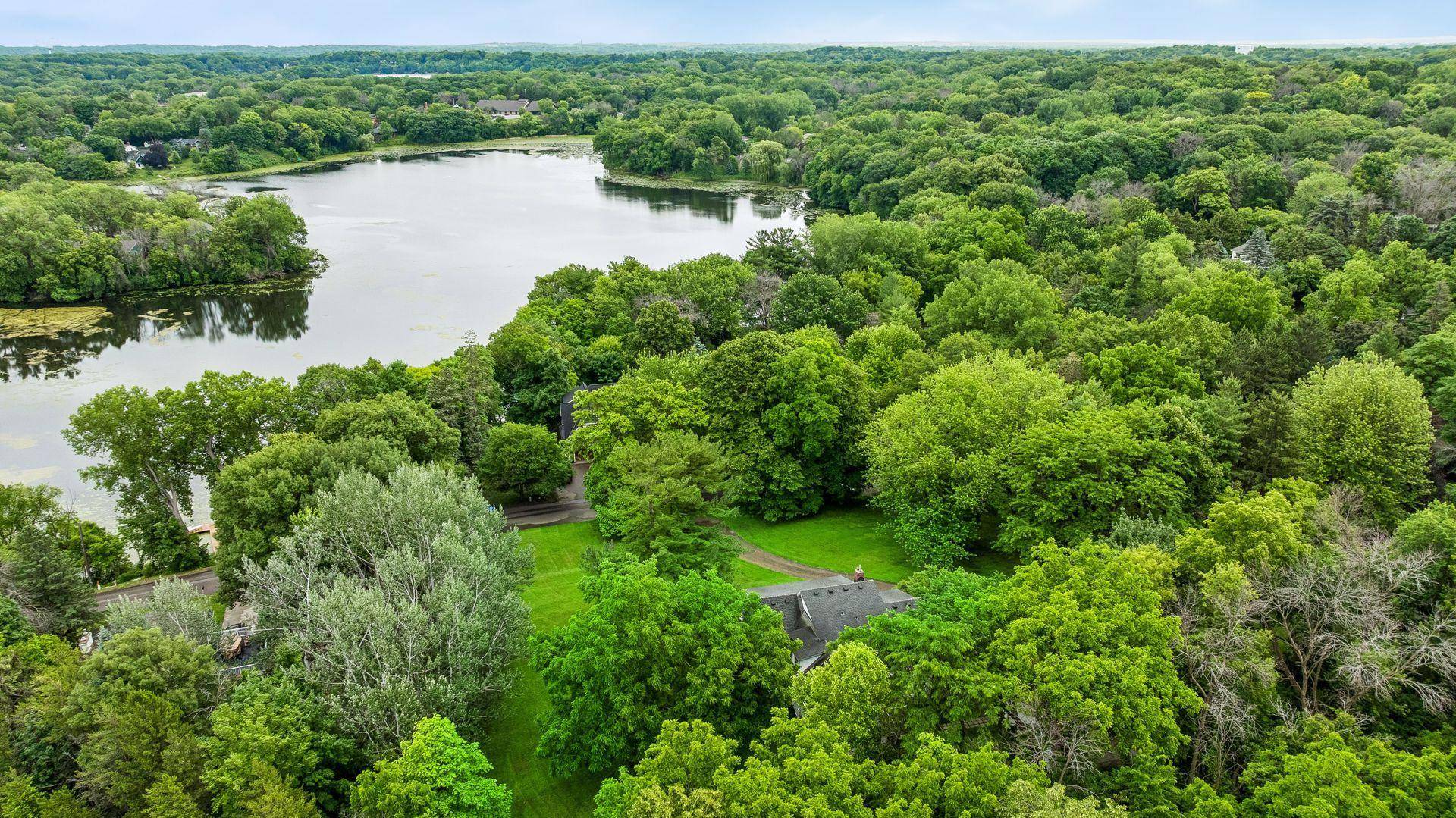 5940 Galpin Lake RD, Shorewood, MN 55331