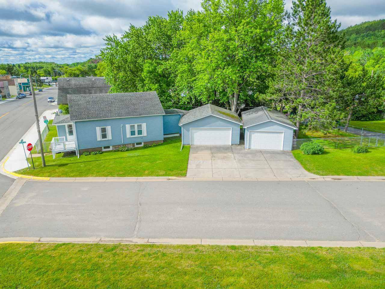 903 Gary ST, Calumet, MN 55716