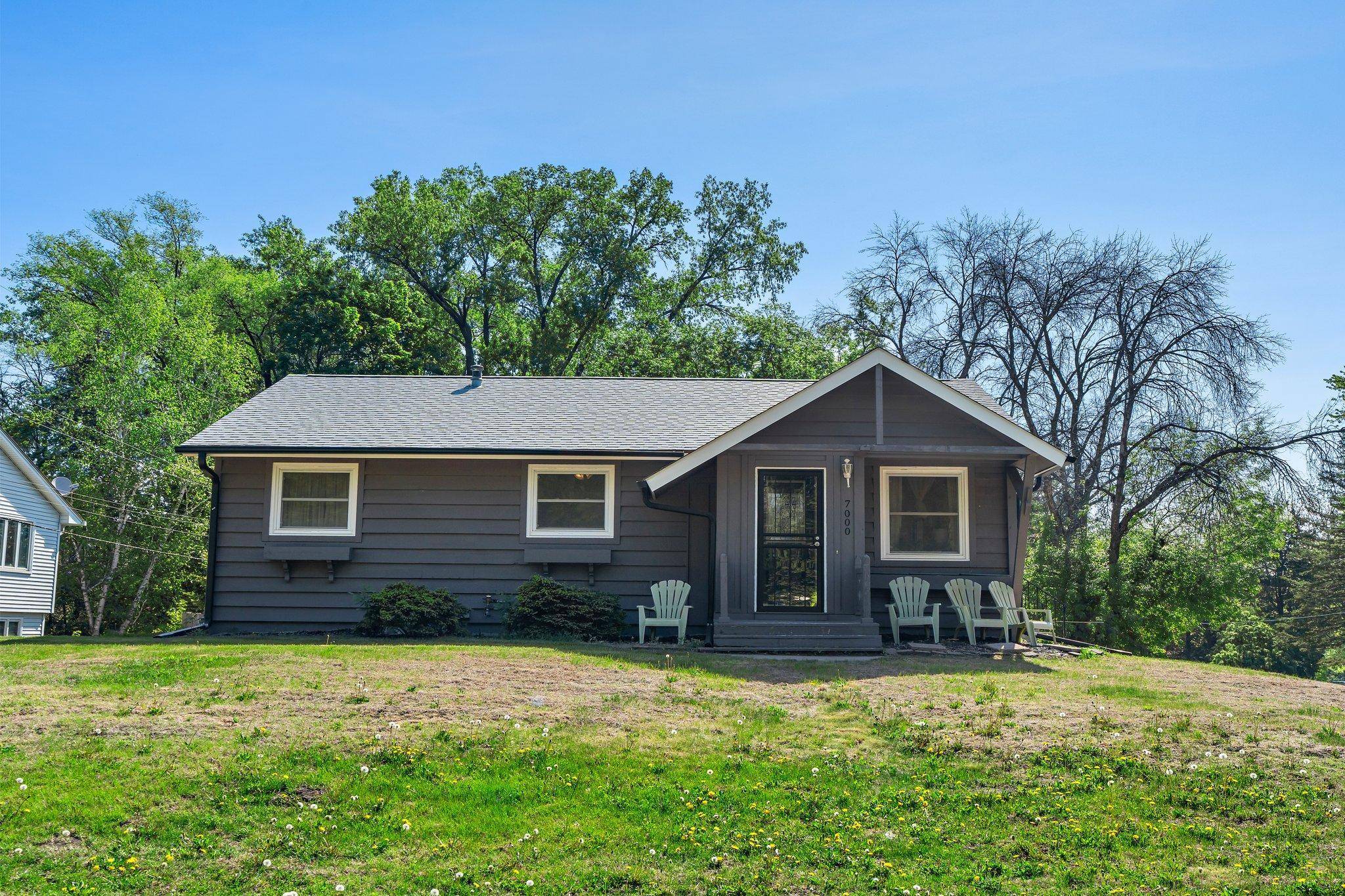 7000 Dallas RD, Brooklyn Center, MN 55430