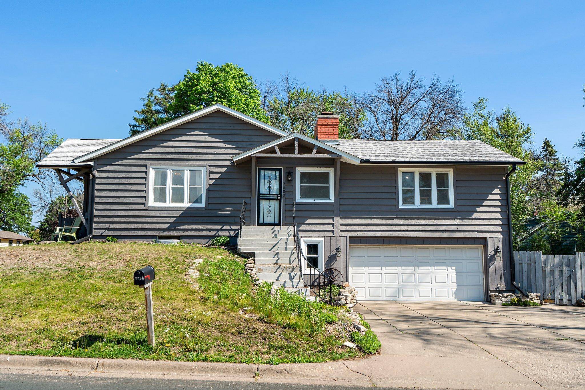 7000 Dallas RD, Brooklyn Center, MN 55430