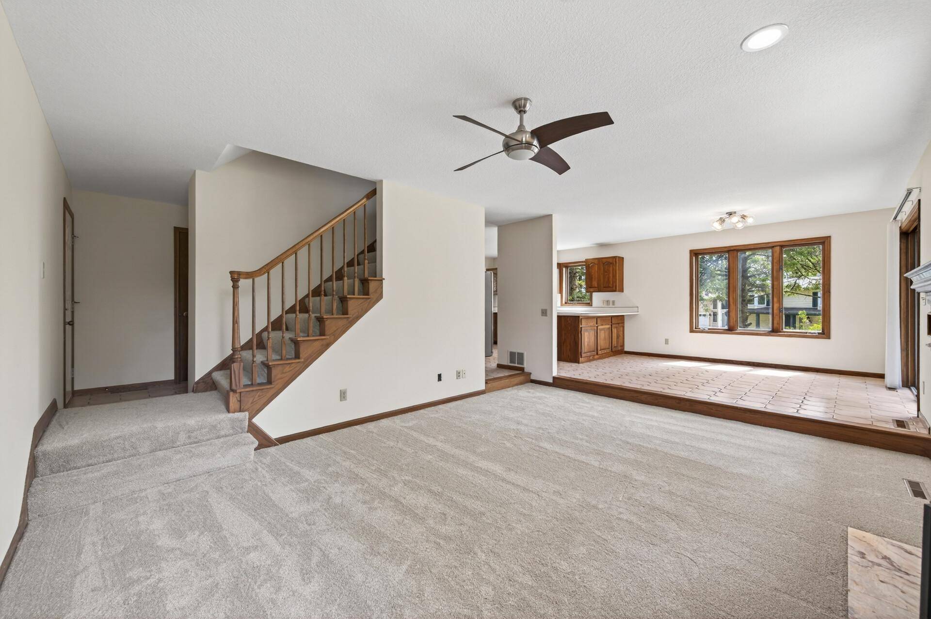 3290 Williams LN, Minnetrista, MN 55364