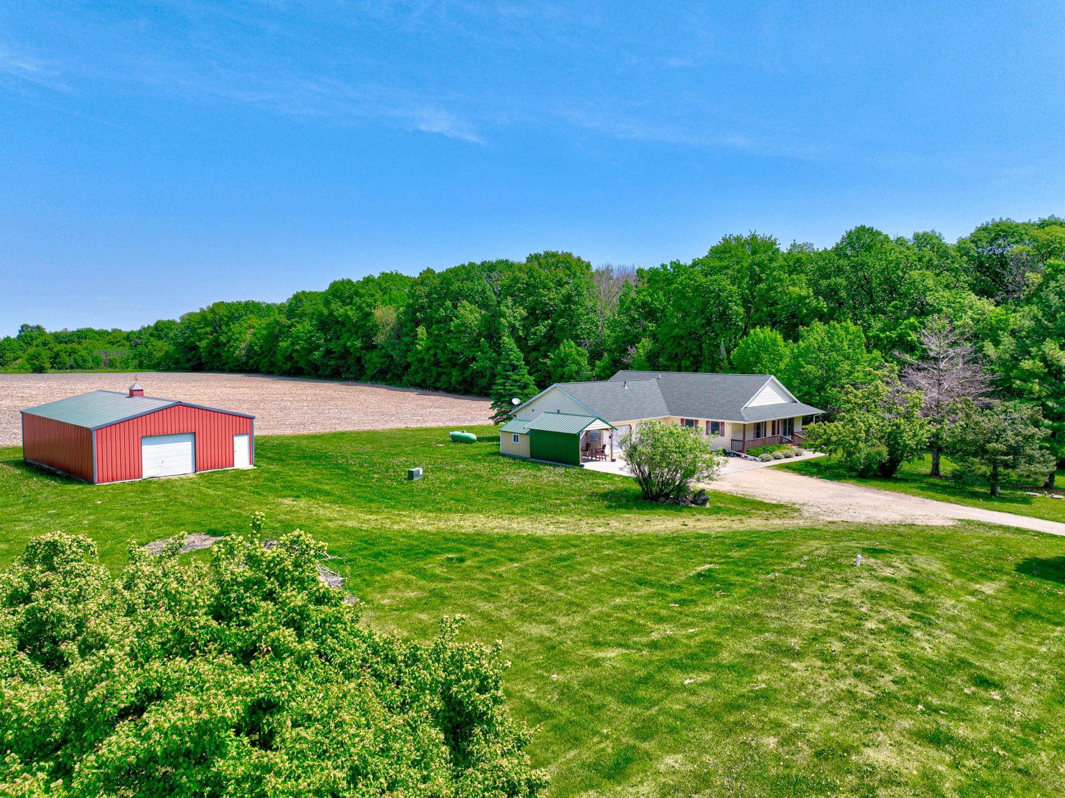 W5516 690th AVE, Beldenville, WI 54003
