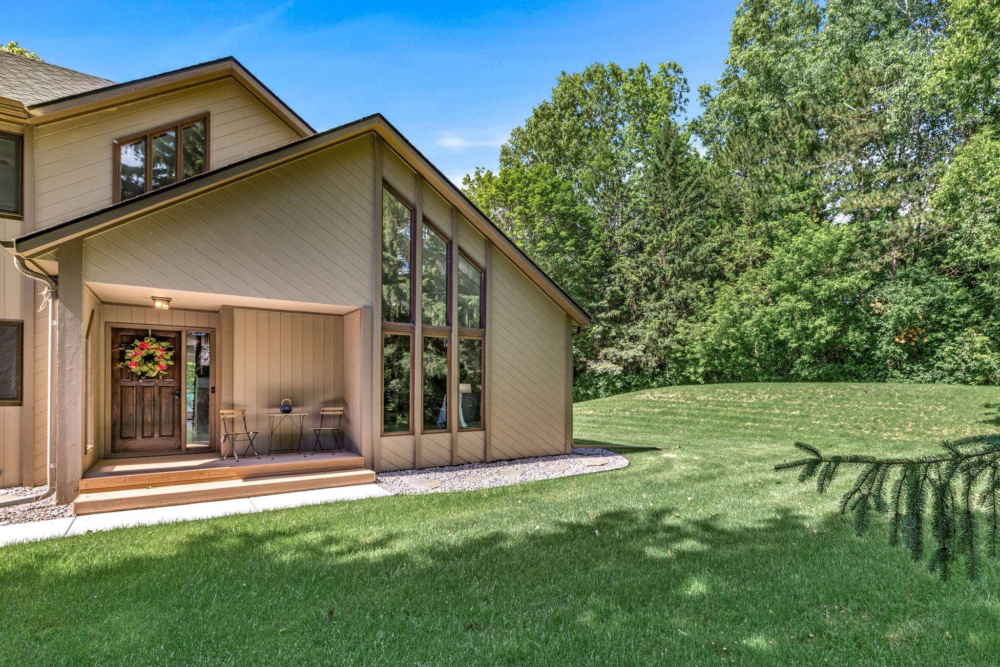 4572 Wild Canyon DR, Woodbury, MN 55129