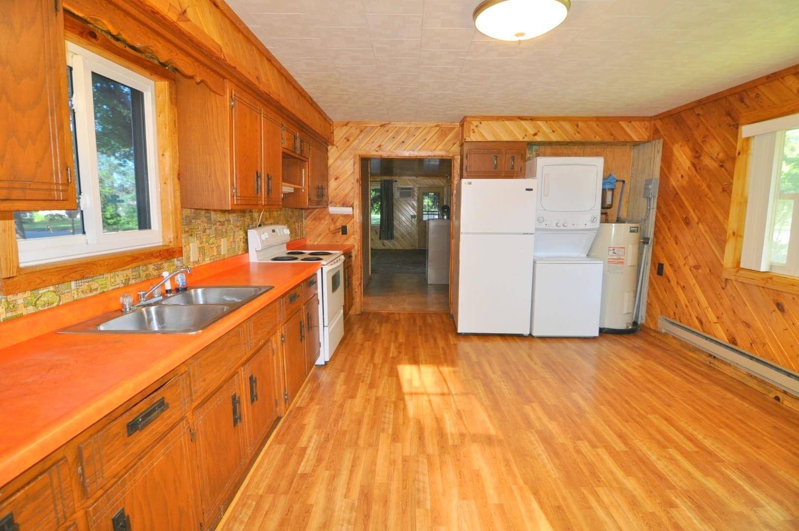 390 Pleasant AVE SE, Akeley, MN 56433