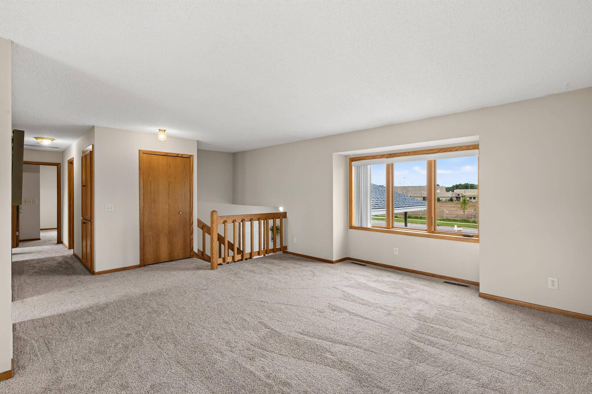 14620 Hayes RD, Apple Valley, MN 55124