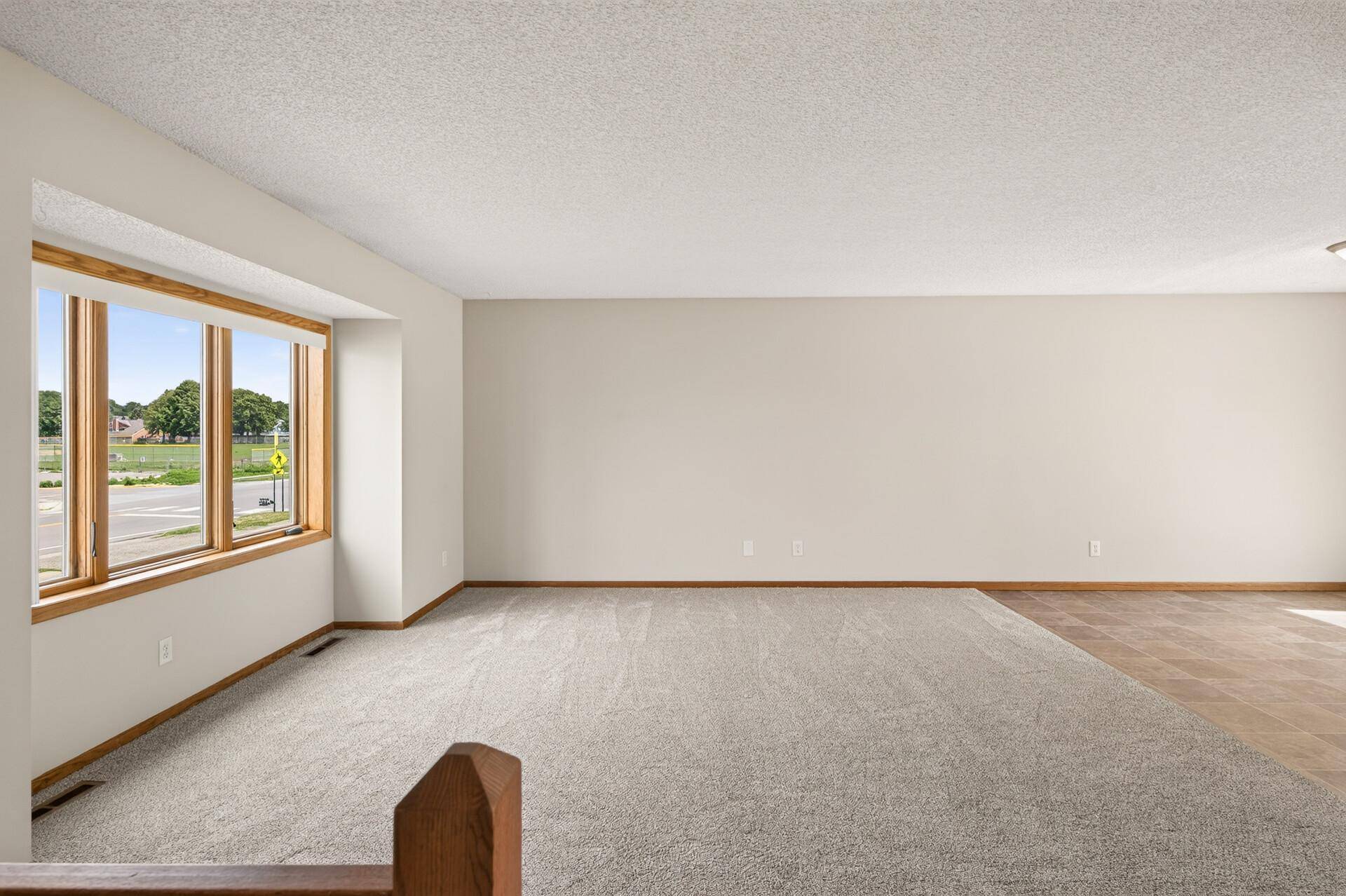 14620 Hayes RD, Apple Valley, MN 55124