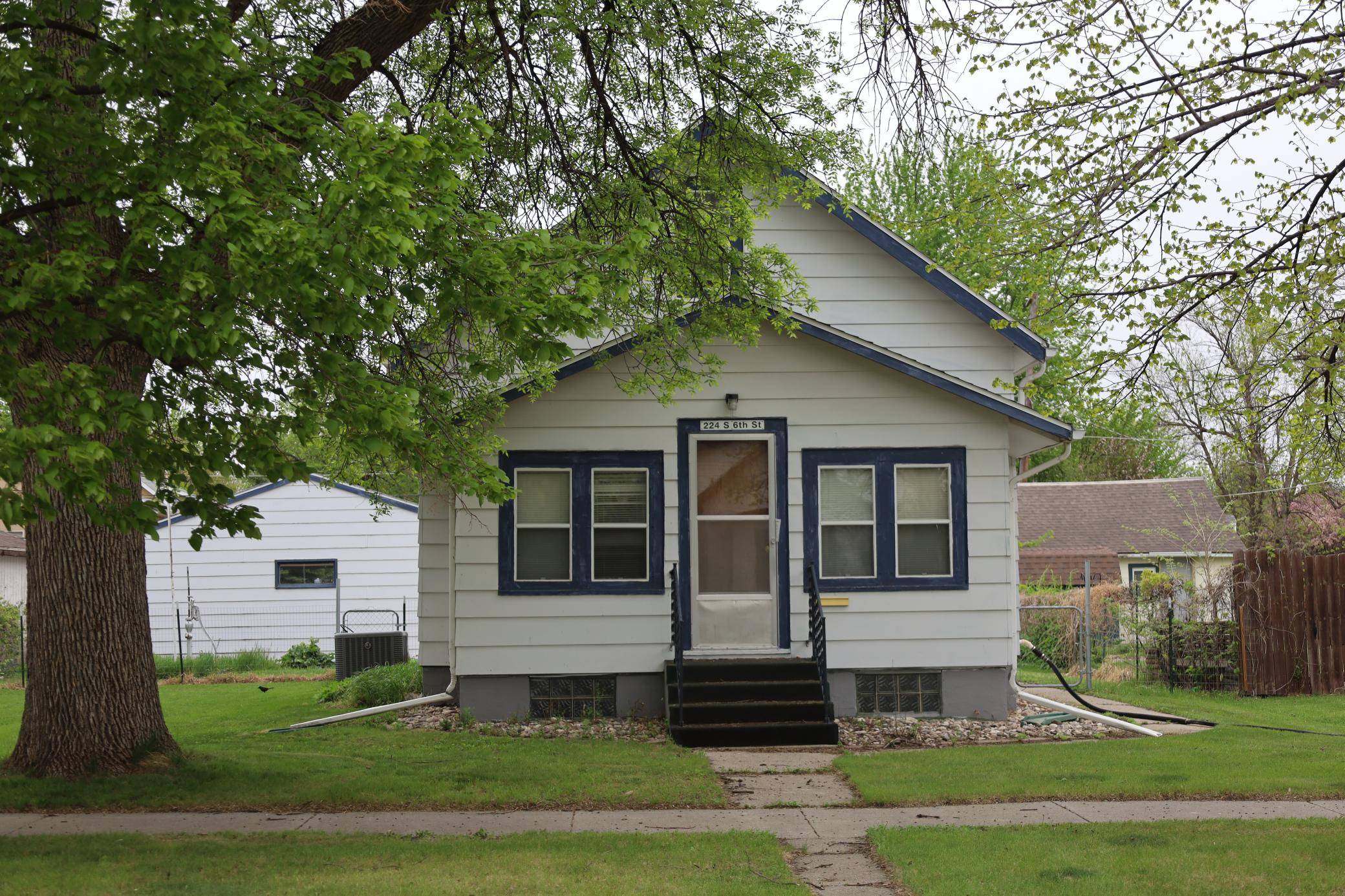 224 6th ST S, Breckenridge, MN 56520