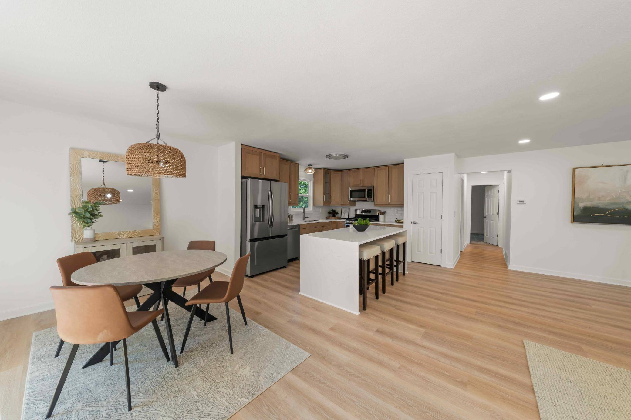 12903 Apple View LN, Burnsville, MN 55337