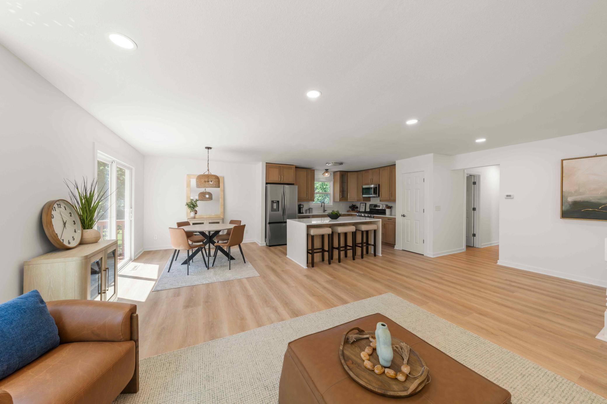 12903 Apple View LN, Burnsville, MN 55337